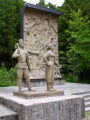 Am 'Denkmal für die Waldarbeiter und sowj. Soldaten' - die Retter des mittleren Thüringer Waldes (1946 - 49)